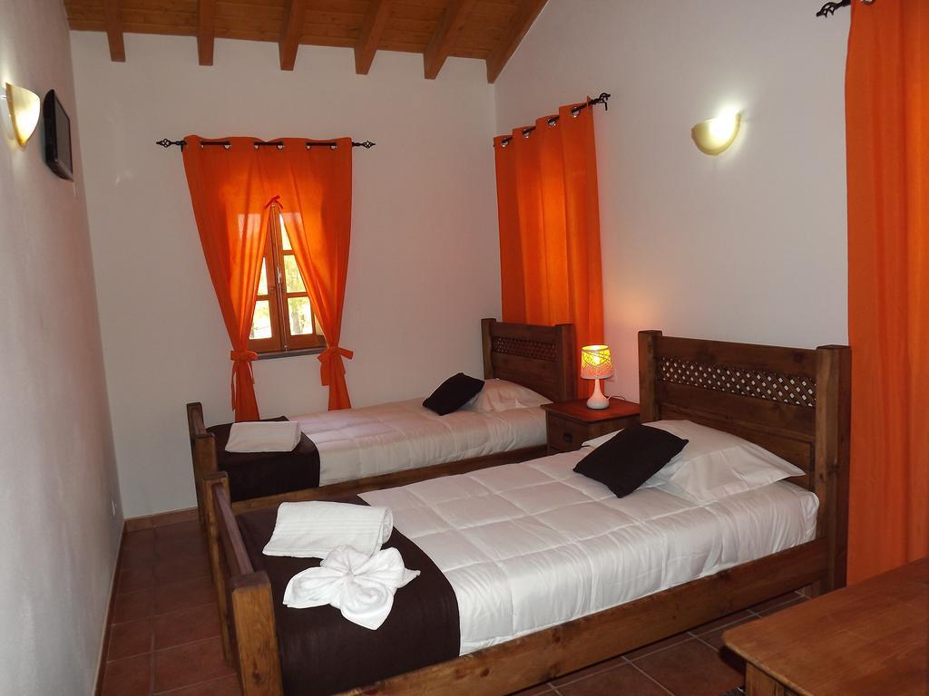 Casa De Campo Vale Do Asno Altura Chambre photo